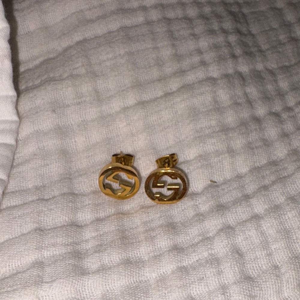 GG Interlocking Gold Stud Earrings
